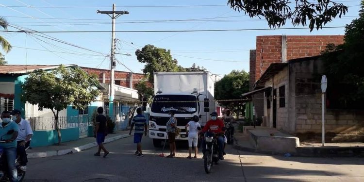 El día de ayer se presentaron bloqueos en distintos barrios por el alto flujo de vehículos pesados