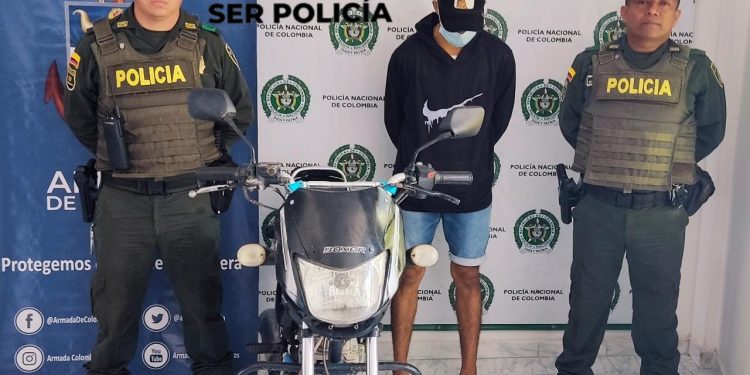 CAPTURA EN FLAGRANCIA POR EL DELITO DE FALSEDAD MARCARIA