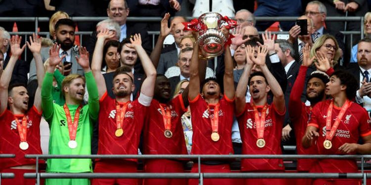 Luis Díaz, el segundo colombiano en ganar la FA Cup