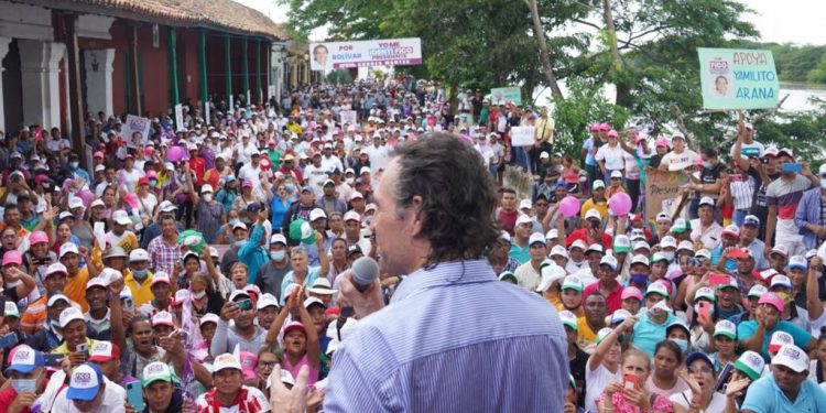 Fico llegó a Mompox con propuestas y escuchó las necesidades de la región