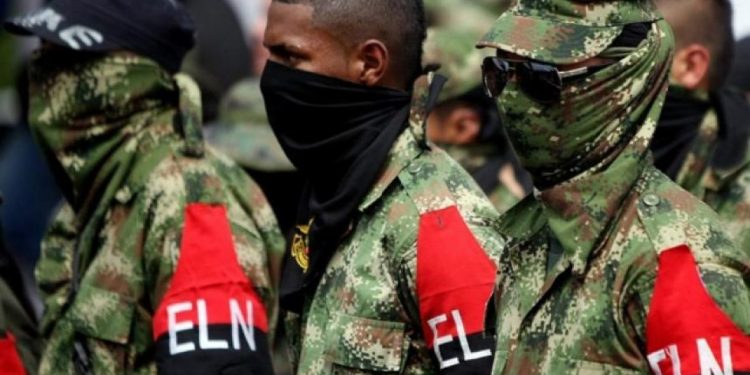 Eln expresó disposición para reiniciar proceso de paz tras triunfo de Petro