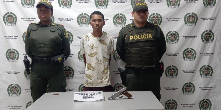 Policía capturó en Arjona a alias Brayita con un arma de fuego