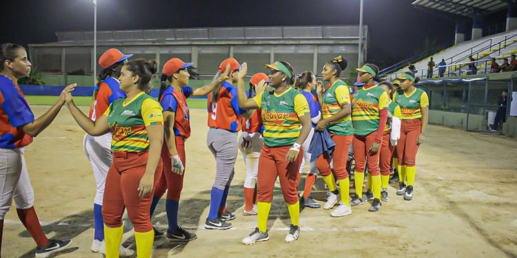 Finalizó con éxito el intercambio amistoso entre Cubanas y Bolivarenses