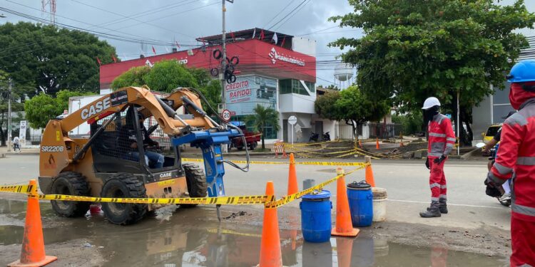 VEOLIA REALIZA EN MAGANGUÉ MANTENIMIENTOS PREVENTIVOS PARA DISMINUIR PÉRDIDAS DE AGUA EN REDES DE ADUCCIÓN