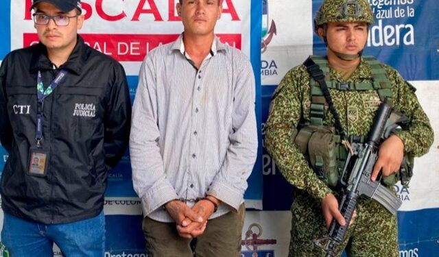CAPTURADO POR LA POLICIA