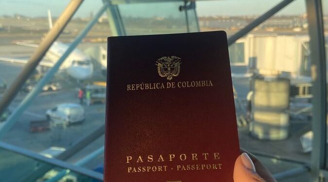 Colombia Reducirá el Precio de los Pasaportes a Partir del 3 de Octubre: Una Medida que Beneficiará a Millones