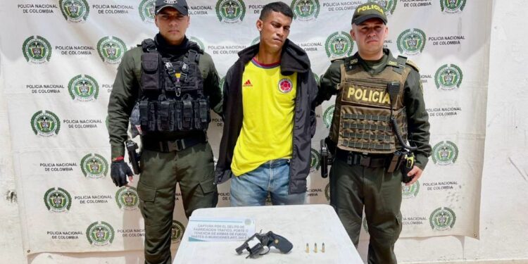 Capturado en Mompox integrante de “Los Pepes” con un arma de fuego